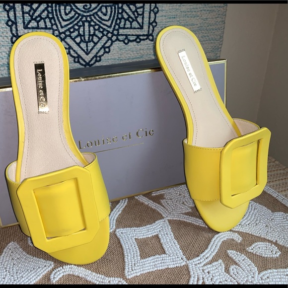 NIB Louise et Cie ‘Ailani’ Yellow Sandal 6 - Picture 3 of 8
